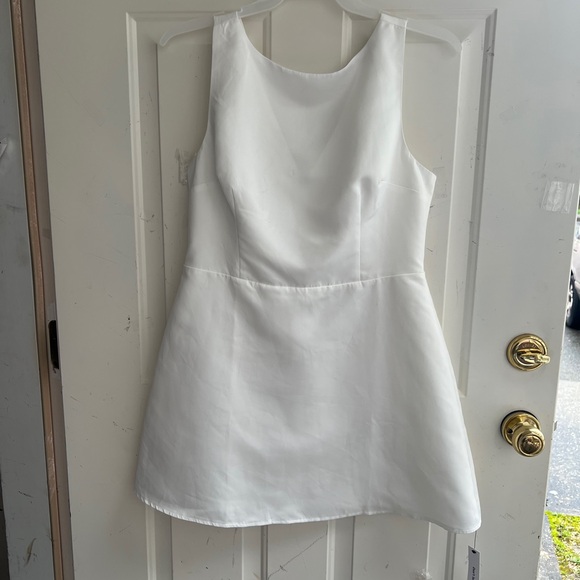 Reformation Classic White Dress - Picture 7 of 16